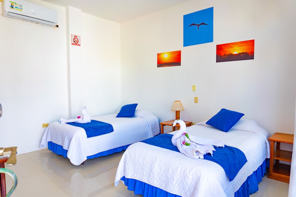 Triple Room, 3 Twin Beds photo 2