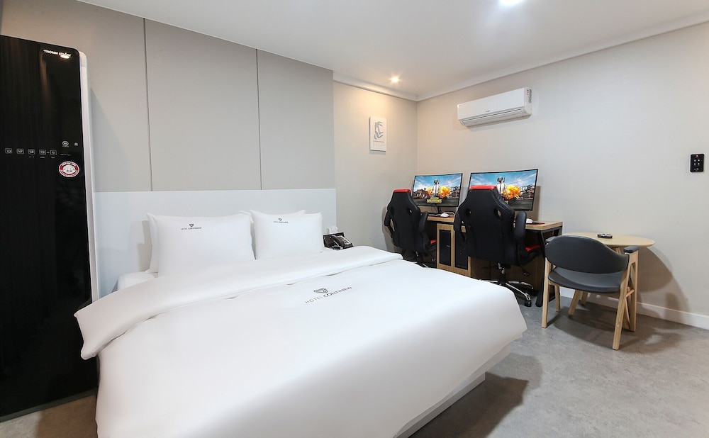 Signature Double Room