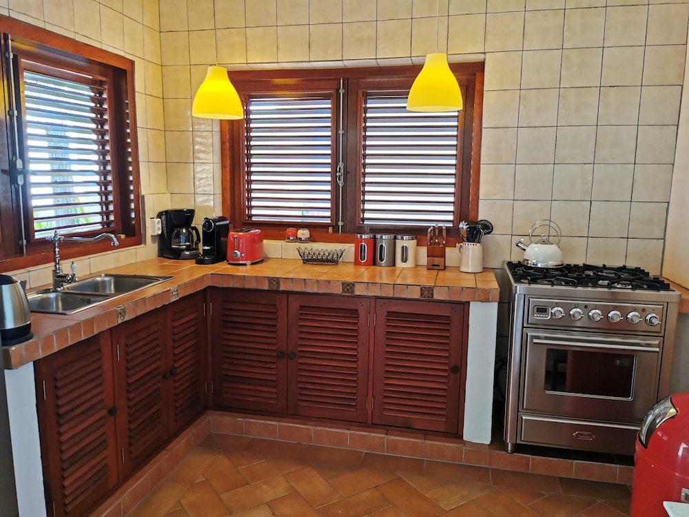 Bungalow, 1 Bedroom, Oceanfront photo 2