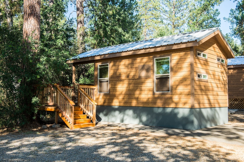 Cabin, 1 Bedroom, Refrigerator & Microwave