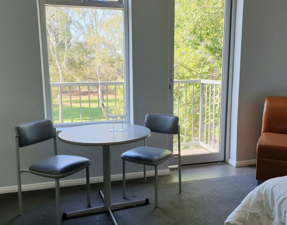 Executive Room photo 2