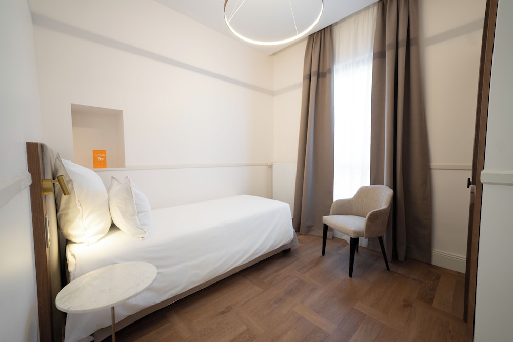 Suite, City View photo 3