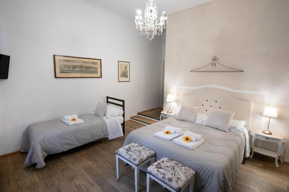 Standard Triple Room - Photo 1