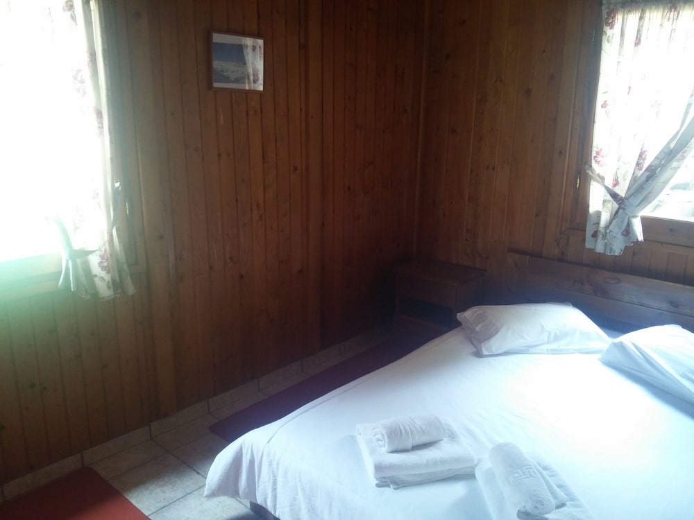 Quadruple Room, Mountain View photo 1