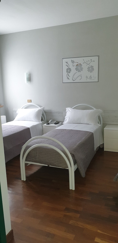 Quadruple Room photo 3