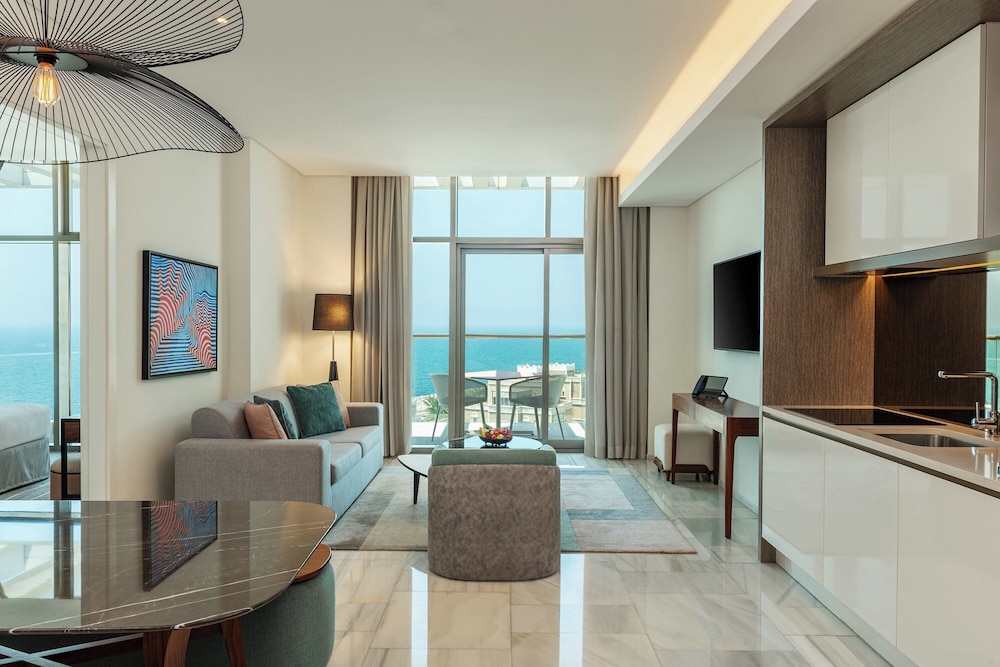Family Suite, 2 Bedrooms, Sea View (Dining, Kitchen Arabian)