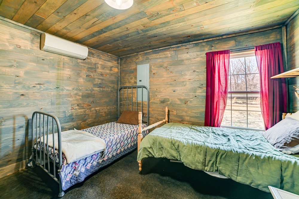 House (2 Bedrooms) photo 1