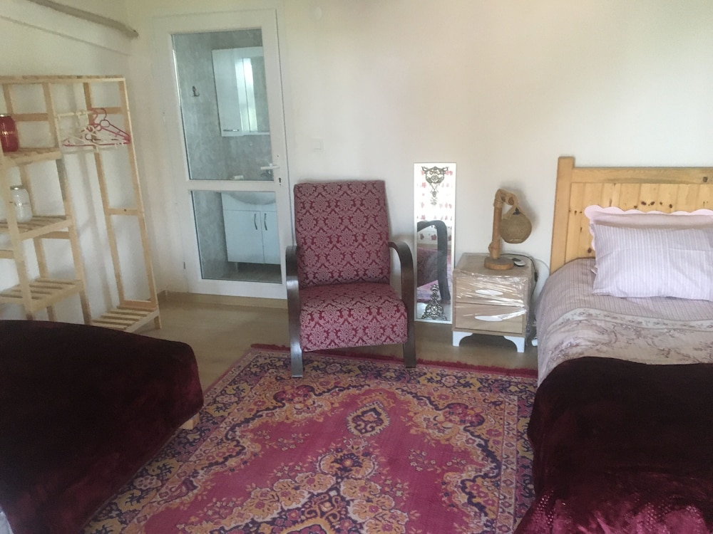 Comfort Room photo 3