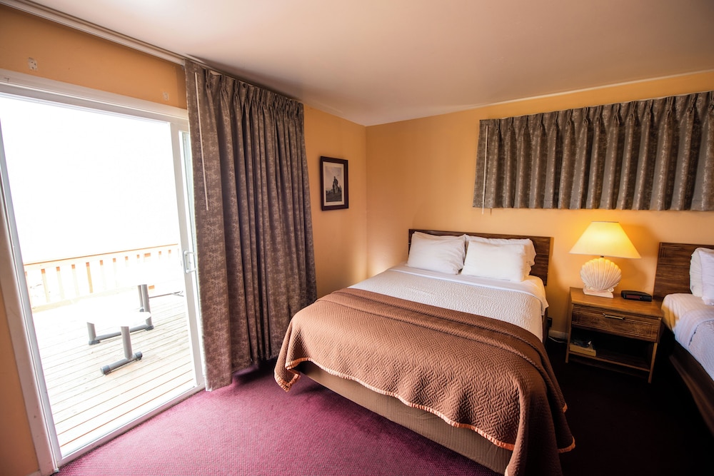 Standard Room, 1 Queen Bed photo 1
