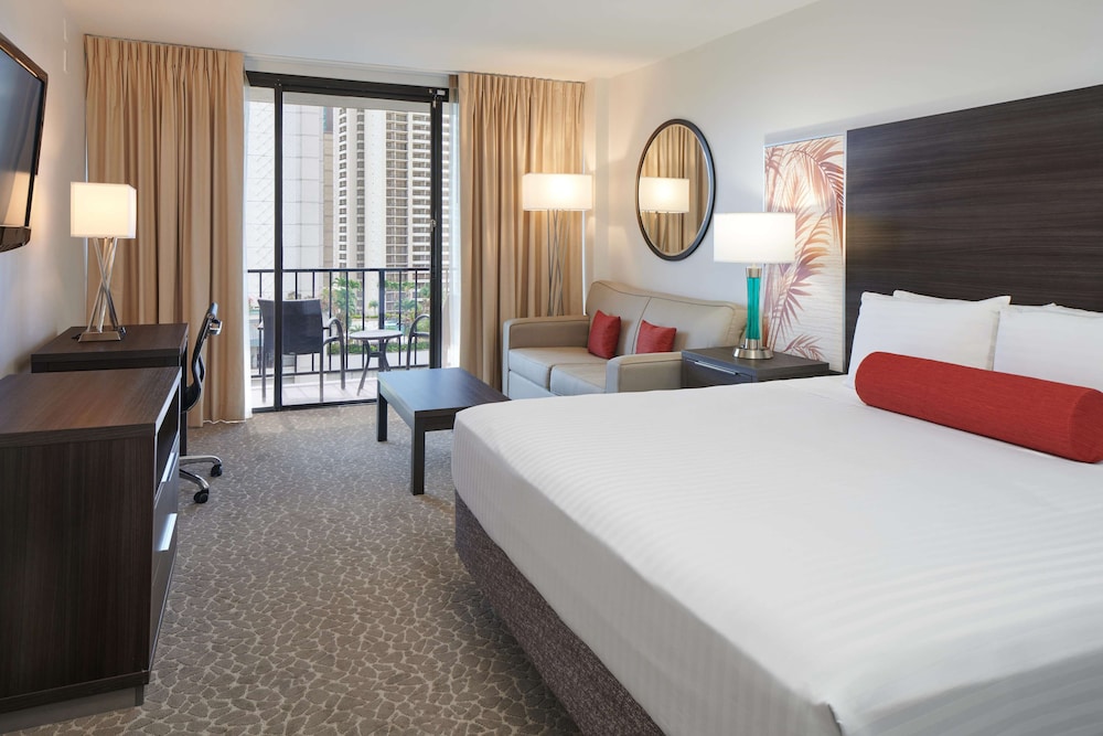 Room, Partial Ocean View - Photo 4