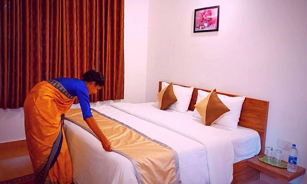 Executive Room - Photo 8