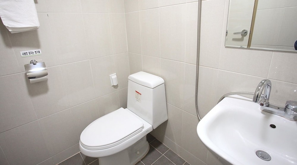 Standard Studio (205) photo 3