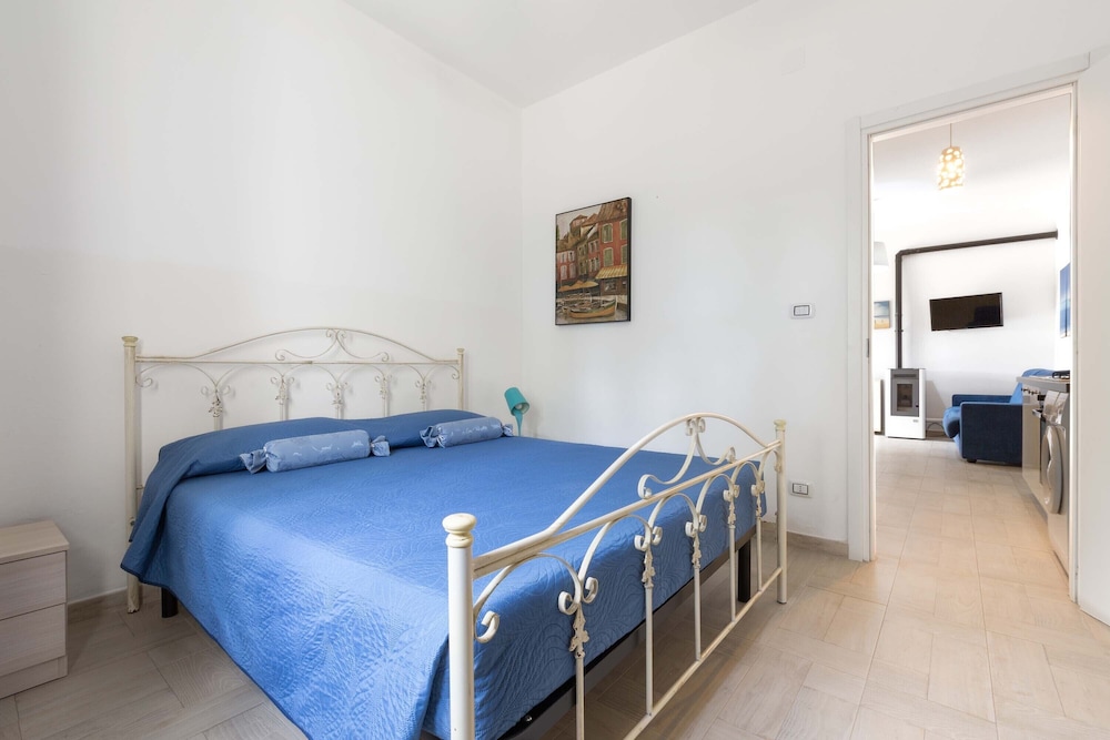 Villa photo 2