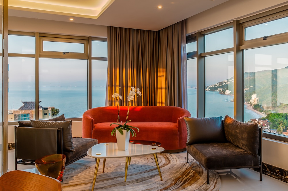 Ultra Suite North - Photo 5