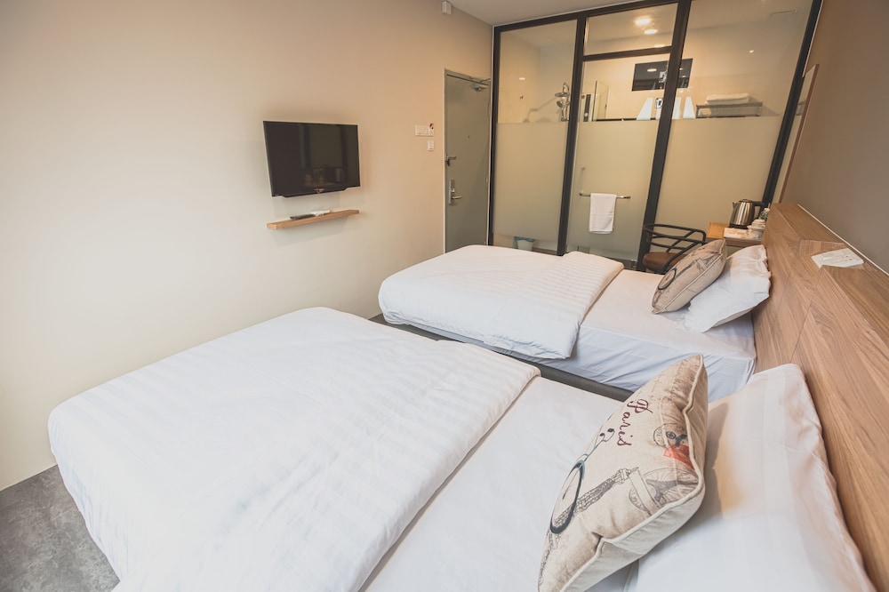 Twin Suite