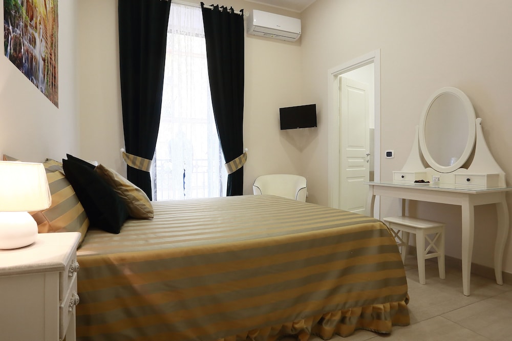 Comfort Room, 1 Double or 2 Twin Beds