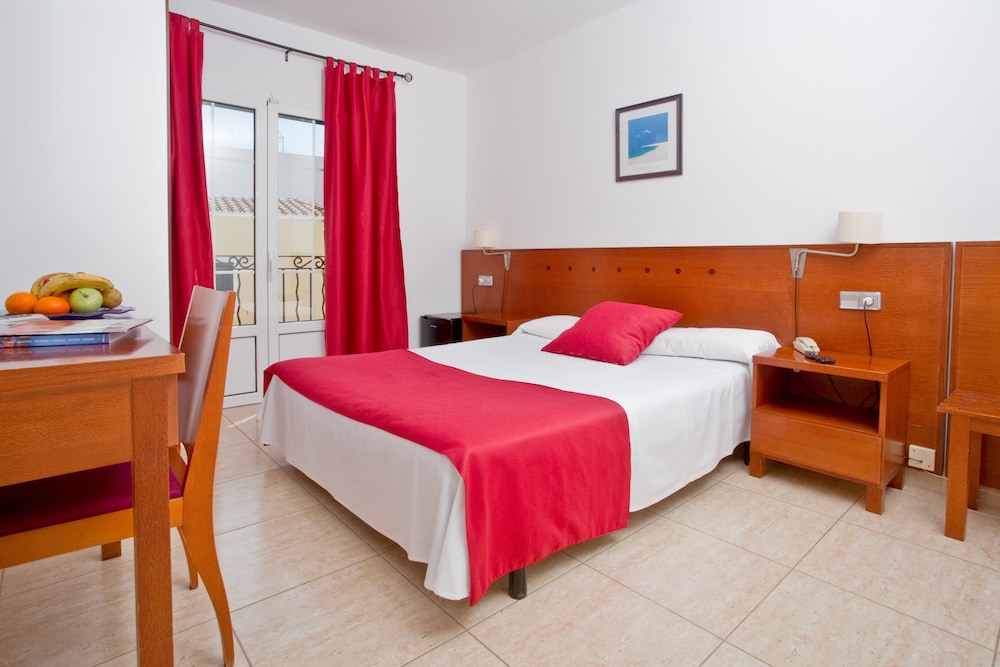 Triple Room - Photo 2