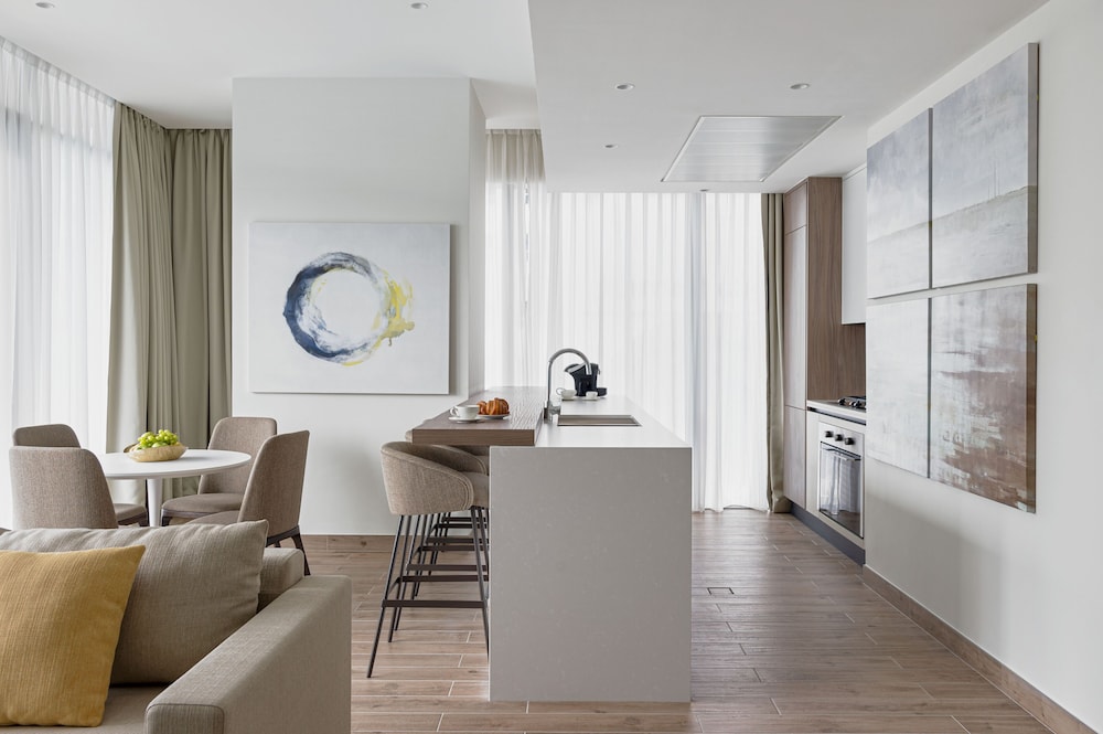 Premium Suite, 2 Bedrooms, Balcony, Marina View (Private beach access) photo 2