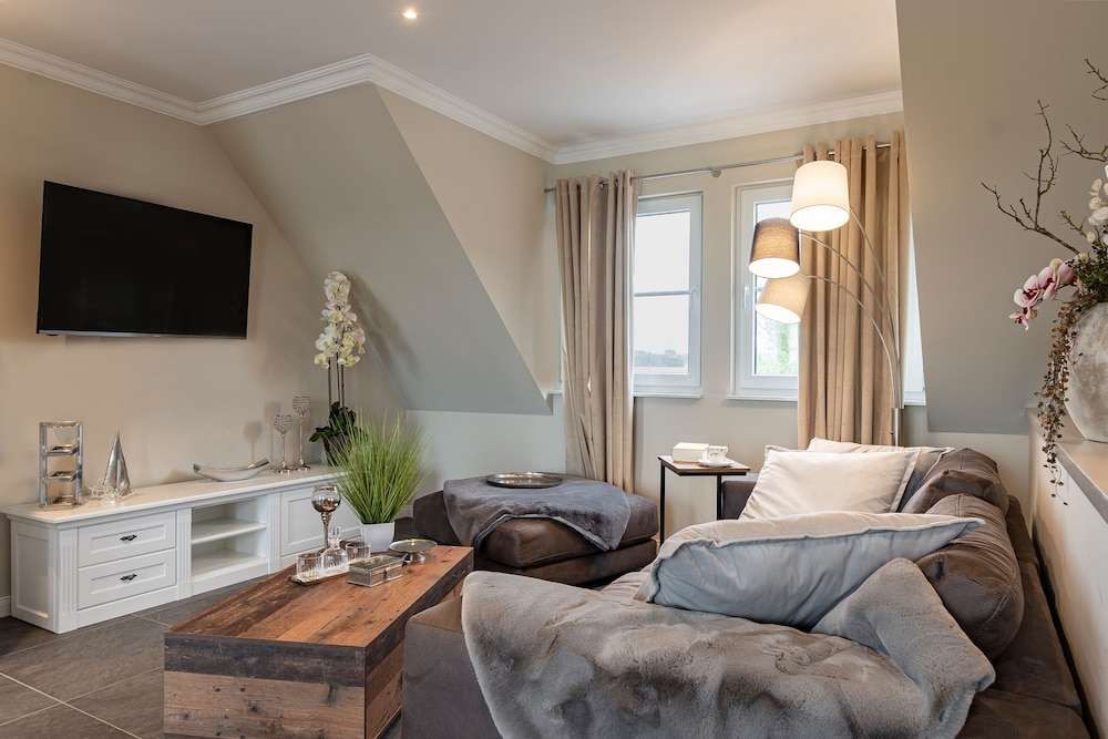 Luxury Apartment