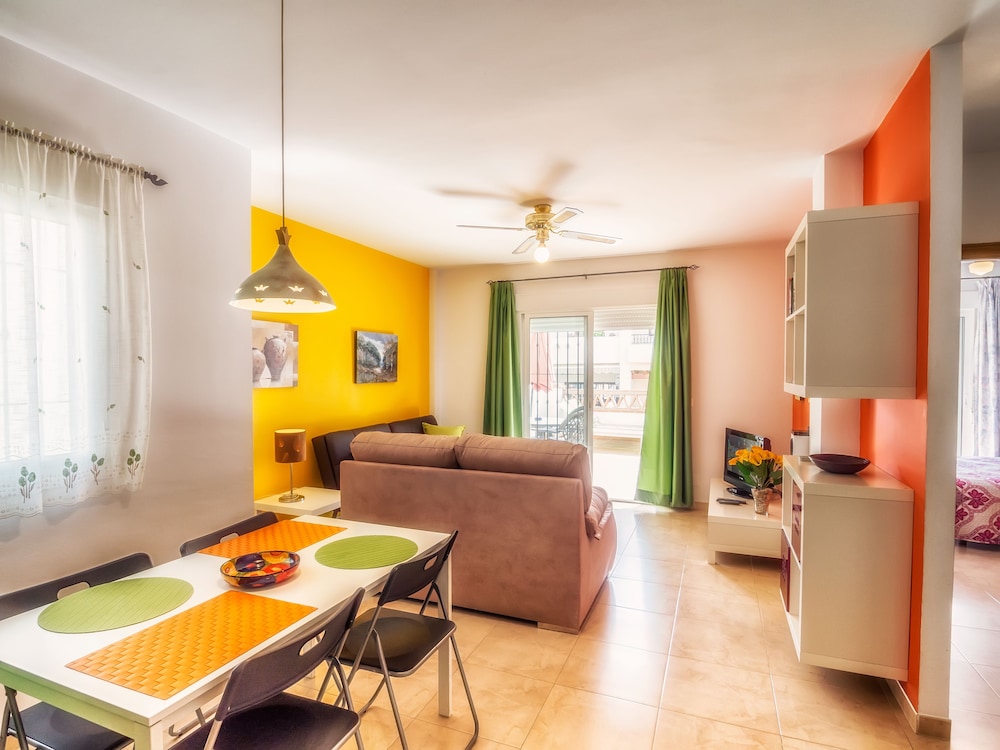 Apartamento, 2 Dormitorios, Terraza (Flora)