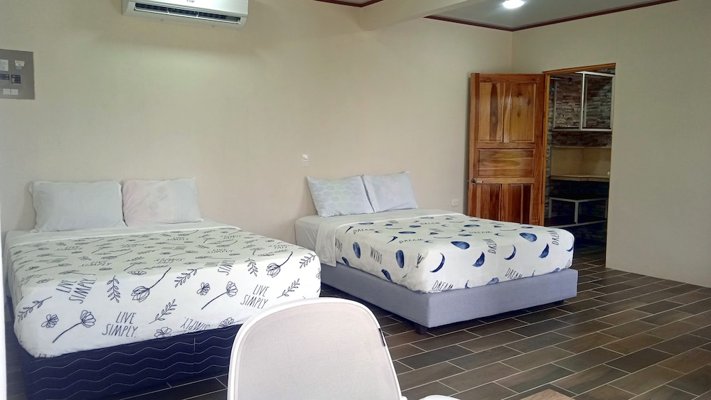 Comfort Suite photo 1