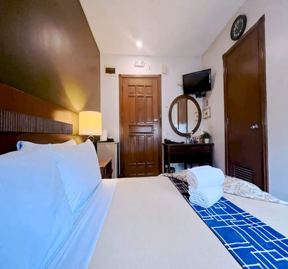 Deluxe Double Room - Photo 4