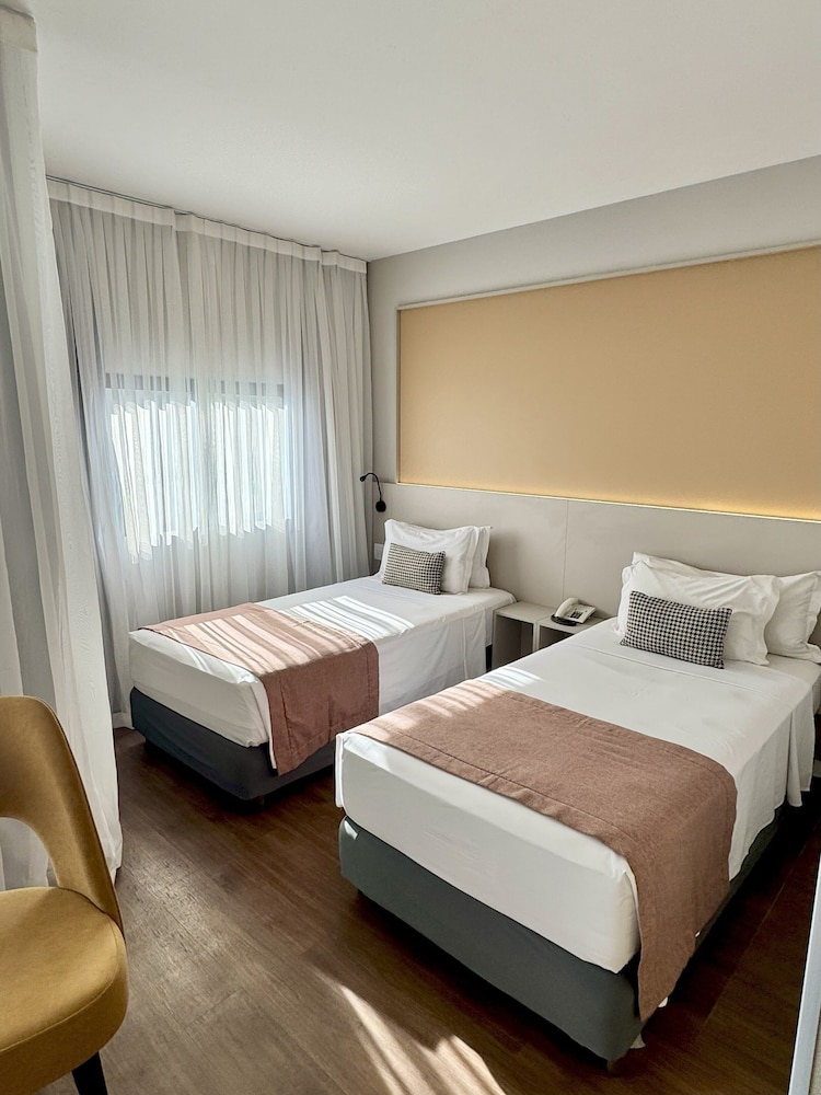 Executive Twin Room photo 3