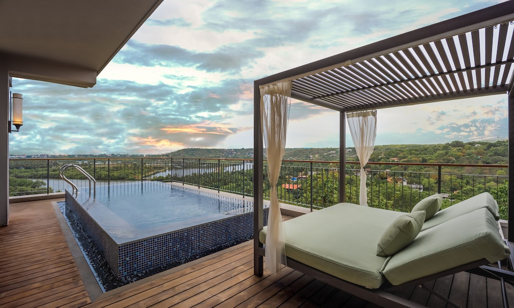 Premium Suite, 1 King Bed, River View (Plunge Pool)