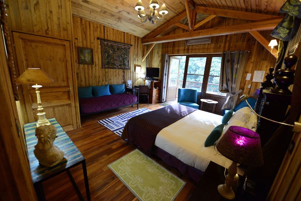 SIMPLE HUT photo 2