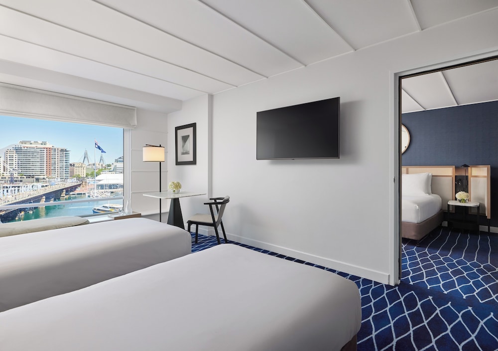 Family Room, Harbor View (DARLING 1 KING + 2 TWIN BEDS) - Photo 4