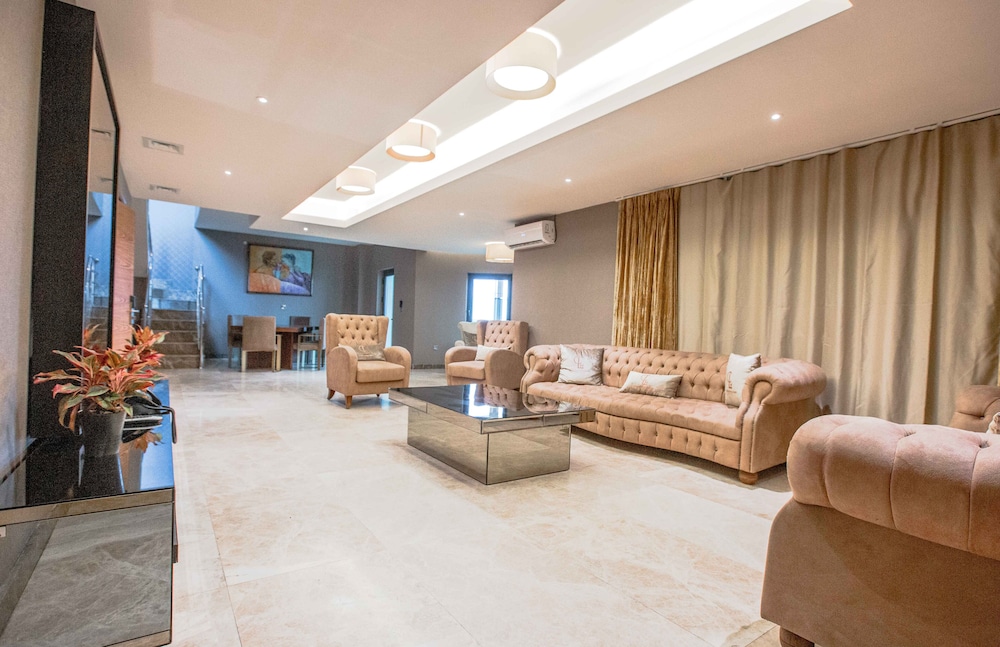 Presidential Suite photo 1