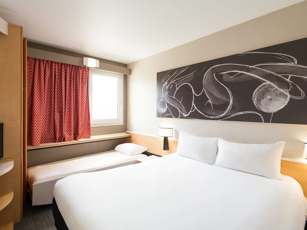 Standard Double Room, Multiple Beds - Photo 5