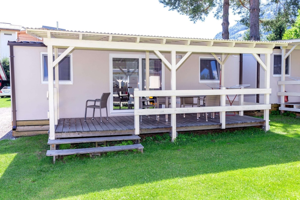 Mobile Home photo 1