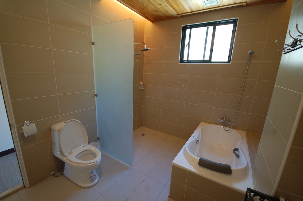 Deluxe Quadruple Room photo 3