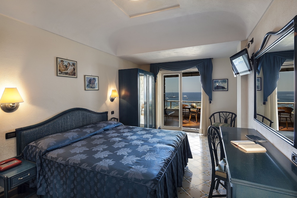 Comfort Double Room, Sea View photo 3