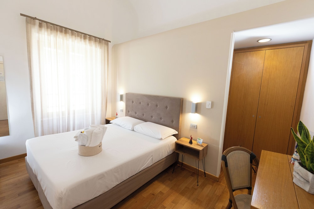 Comfort Triple Room