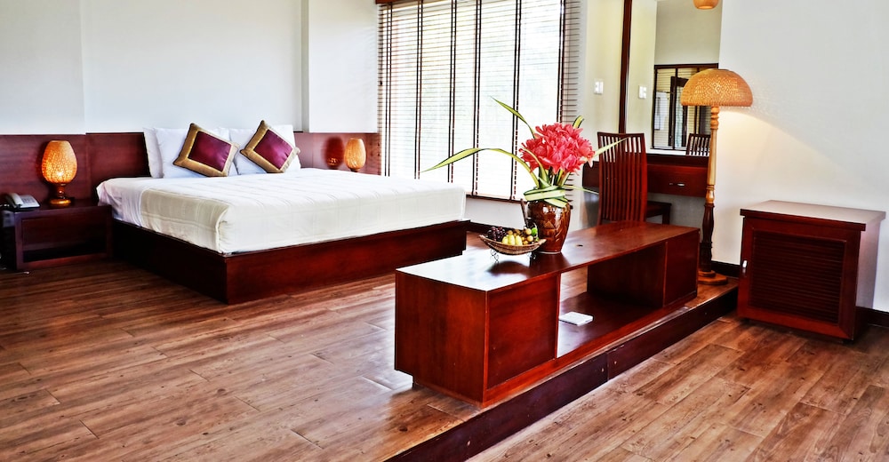 Basic Room, Private Pool, Garden View (Suite) photo 2