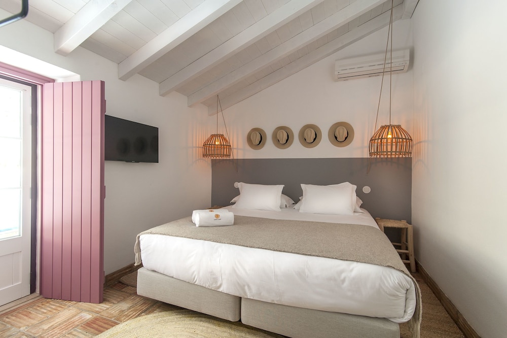 House, 2 Bedrooms - Photo 6
