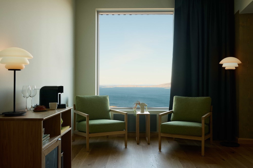 Deluxe Room - Photo 1