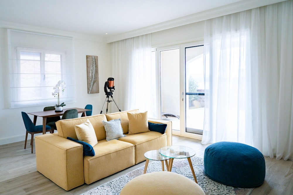 One Bedroom Residence Sea View
