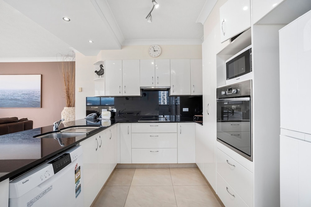 Superior Apartment, 2 Bedrooms, City View - Photo 4