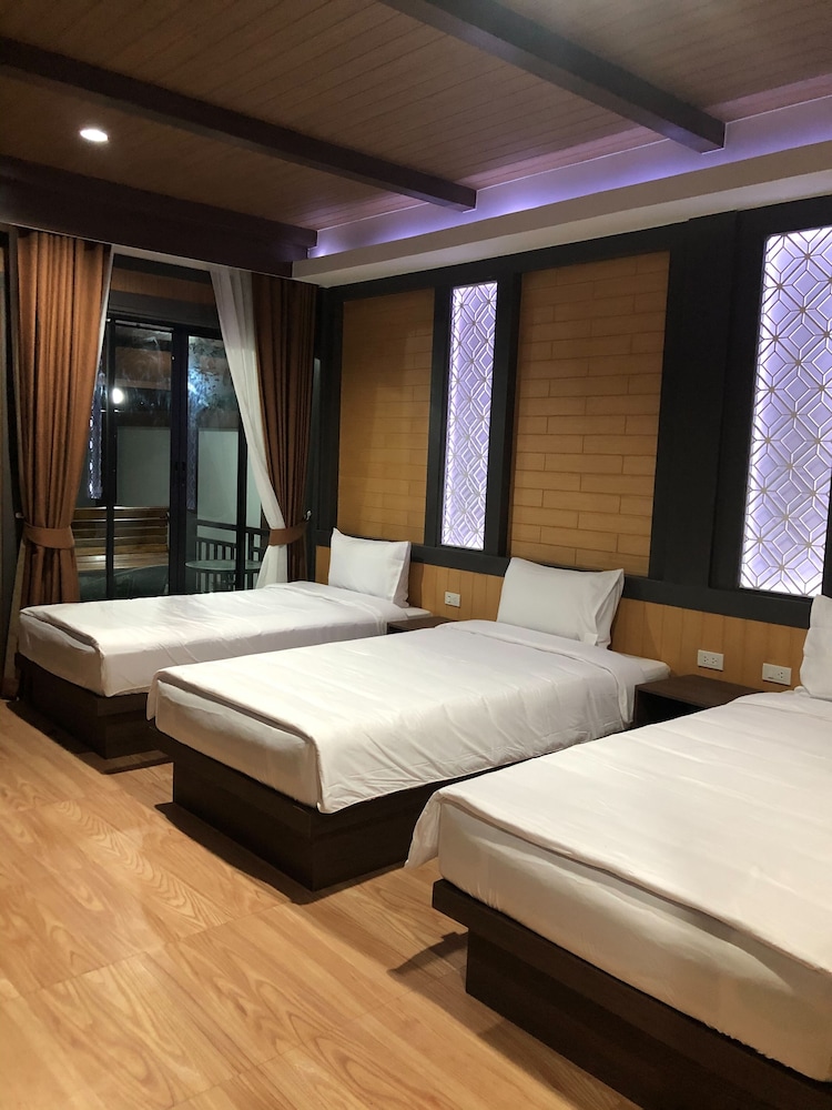 Standard Triple Room - Photo 9