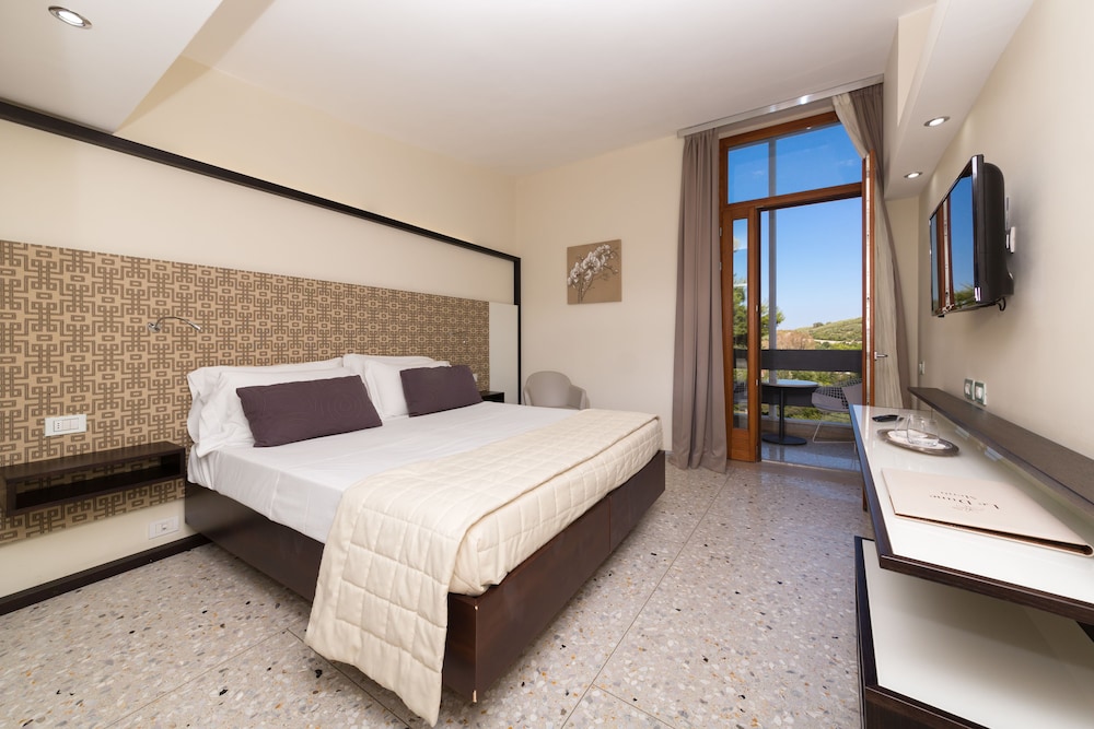 Superior Double Room photo 3