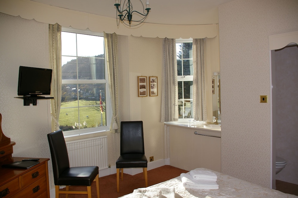 Double Room – Mountain View (Room 4) photo 2