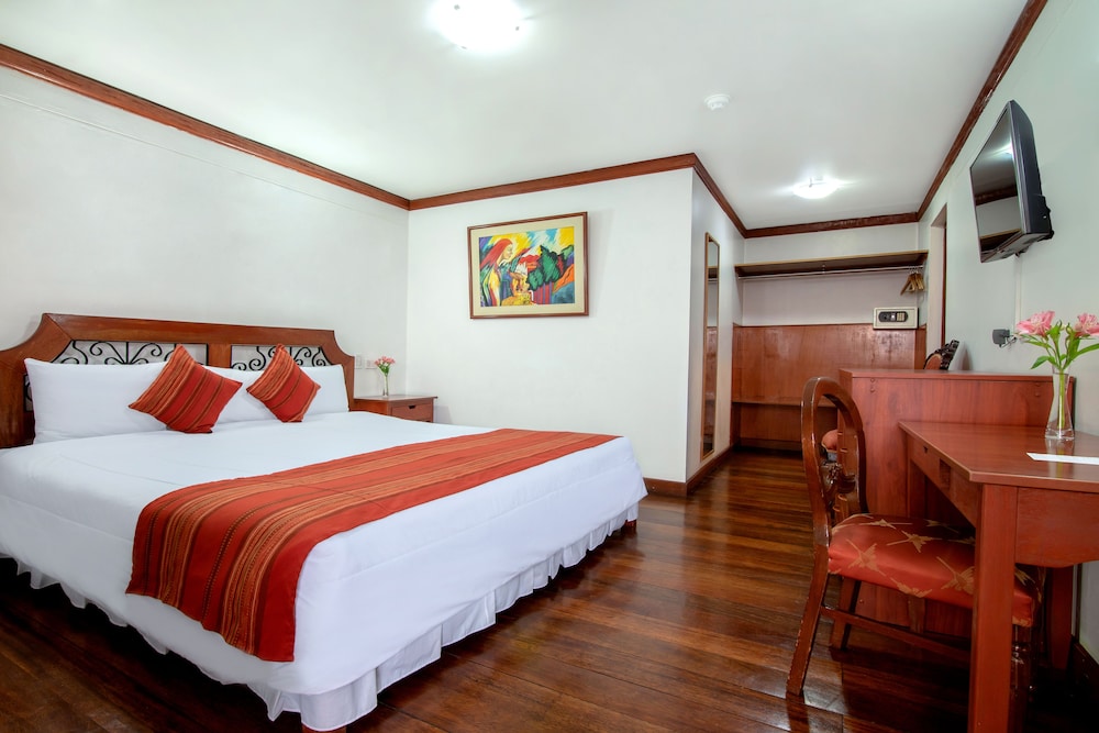 Superior Room, 1 Queen Bed, Private Bathroom photo 1