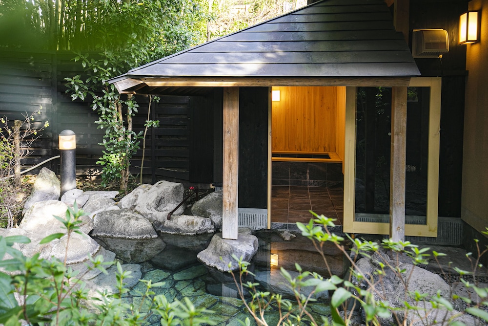 Japanese - Western Style Room with Open Air Bath (Annex), Non-Smoking photo 3