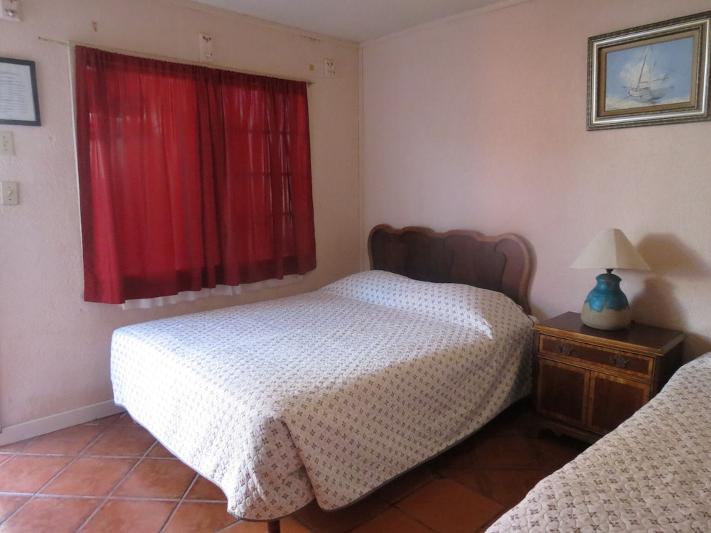 Standard Room - Photo 10