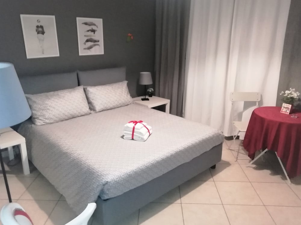 Comfort Double Room, Private Bathroom photo 3