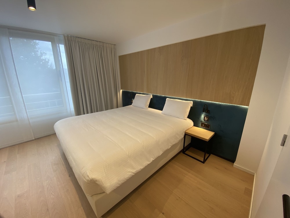 Deluxe Double Room - Photo 2