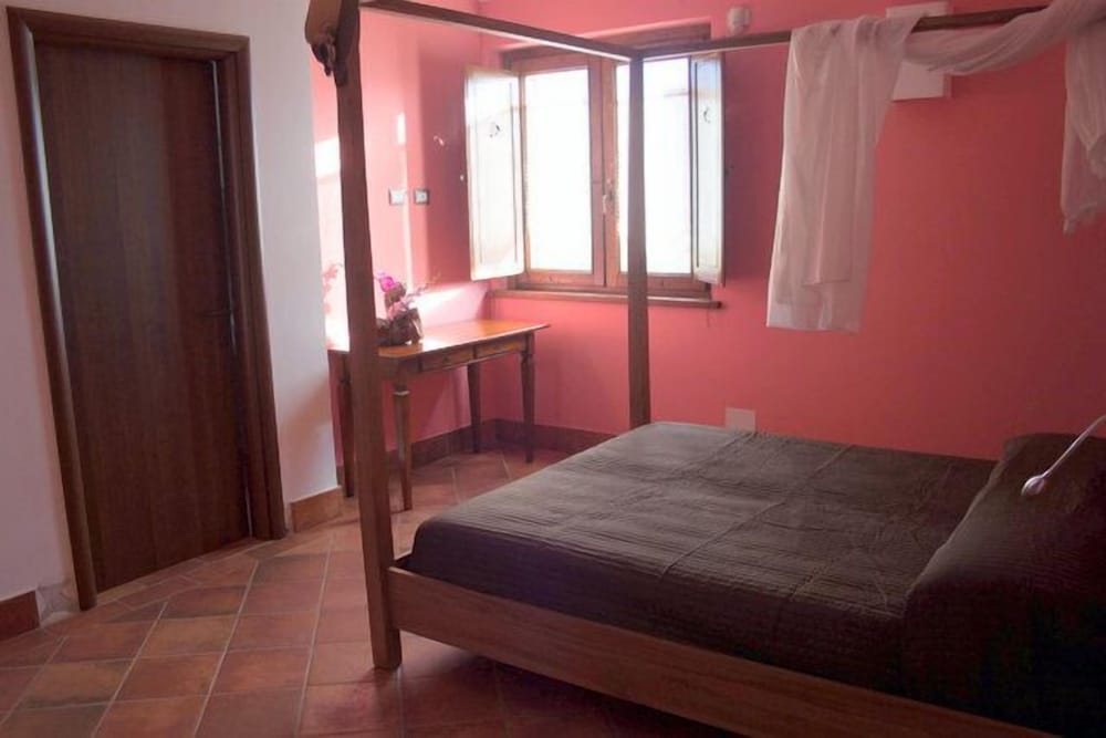 Triple Room, Accessible